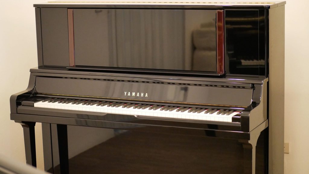 เปียโน Yamaha YU50 เป็นเปียโนราคาถูก